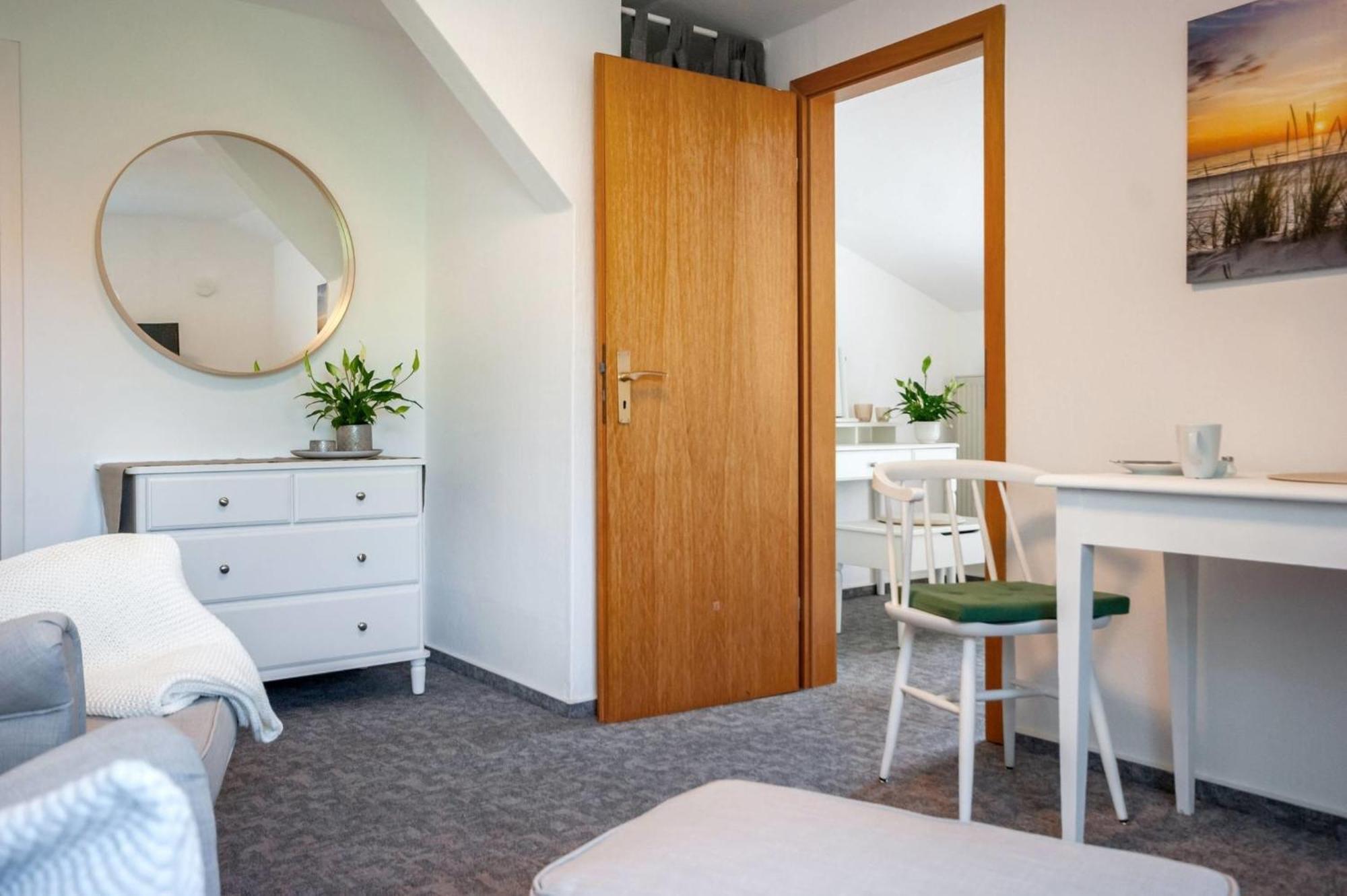 Knusthof - Wohnung 2 Albertsdorf Eksteriør bilde